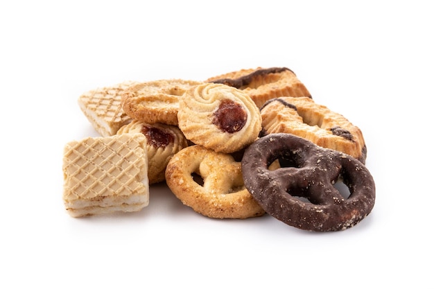 Assortimento di dolci da forno isolati su sfondo bianco