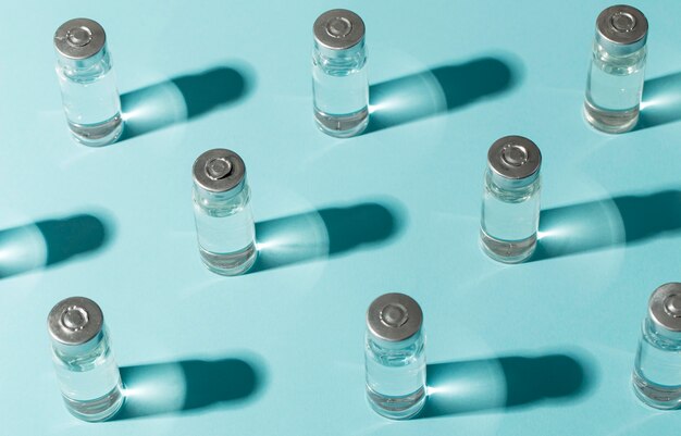 Assortimento di flaconi di vaccino preventivo contro il coronavirus