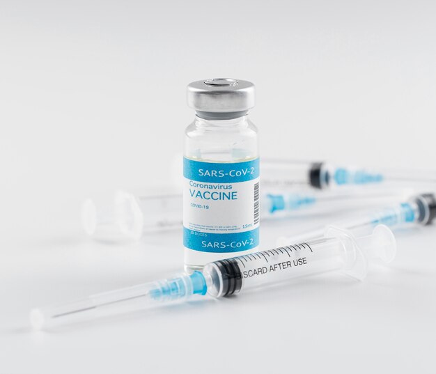 Assortimento di flaconi di vaccino preventivo contro il coronavirus
