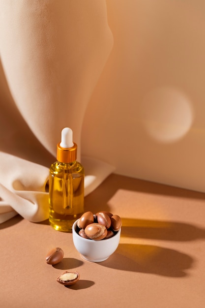 Assortimento di gocciolatori di olio di argan naturale