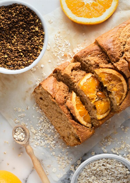 Assortimento di ricette salutari con le arance