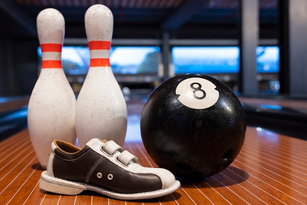 Attrezzatura da bowling al chiuso ancora in vita
