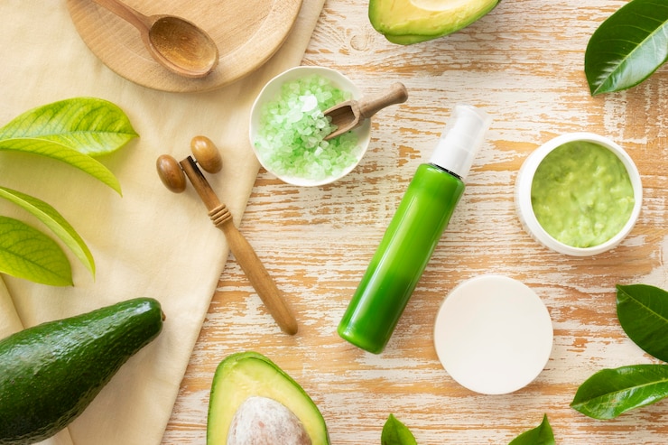 Foto gratuito avocado verde naturale prodotti bellezza e concetto di salute spa