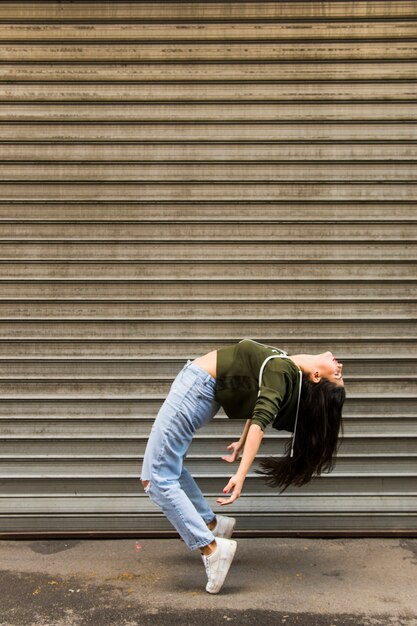 Ballerino di strada femminile