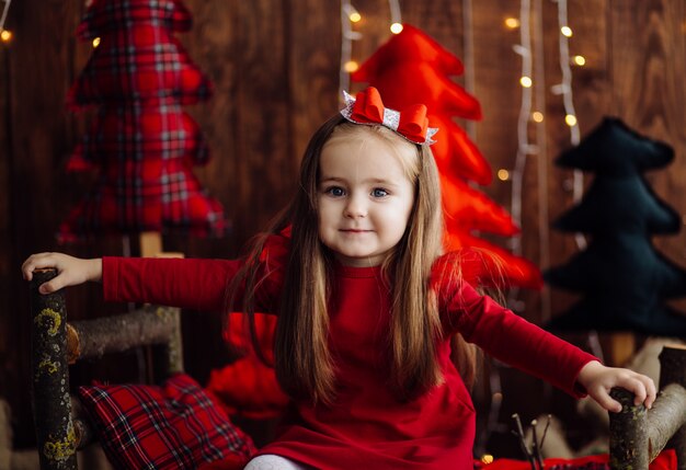 Bambina in studio