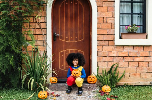 Bambina vestita per Halloween