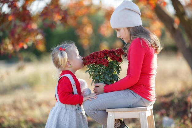 bambine carine all'aperto