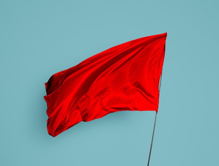 Foto gratuito bandiera rossa collage sull'immagine vuota