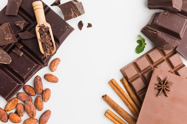 Barrette di cioccolato con paletta in legno