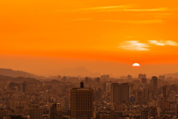 Bella architettura che costruisce la città di Taipeh