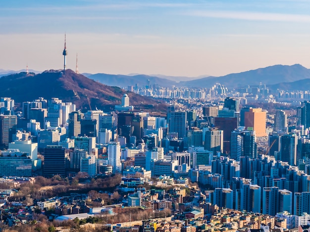 Bella architettura che costruisce paesaggio urbano nella città di Seoul