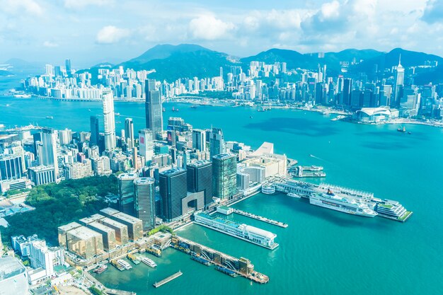 Bella architettura che sviluppa paesaggio urbano esterno dell&#39;orizzonte della città di Hong Kong