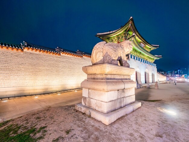 Bella architettura edificio del palazzo gyeongbokgung