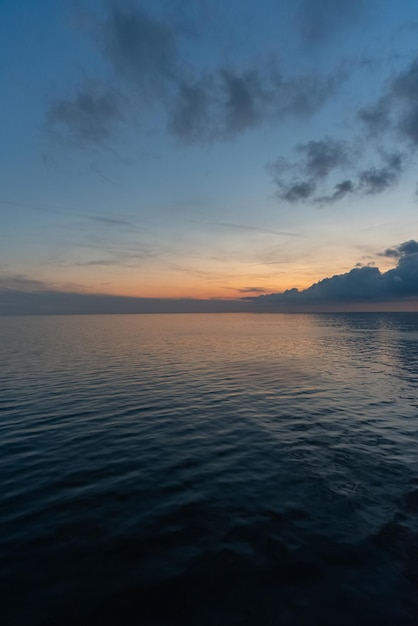 Bella foto del mare e del cielo