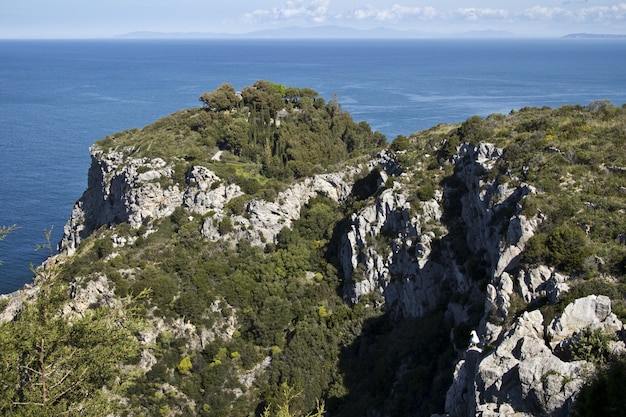 Bella ripresa della costa vicino a Cala Grande