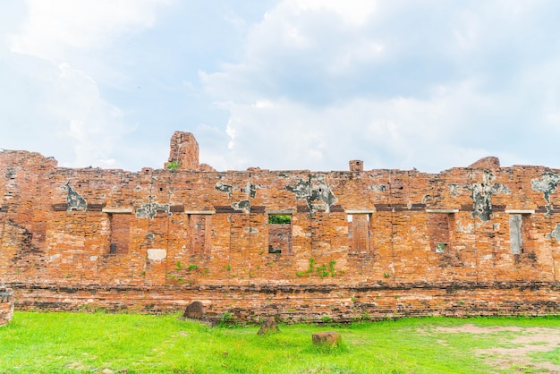 bella vecchia architettura storica di Ayutthaya in Thailandia