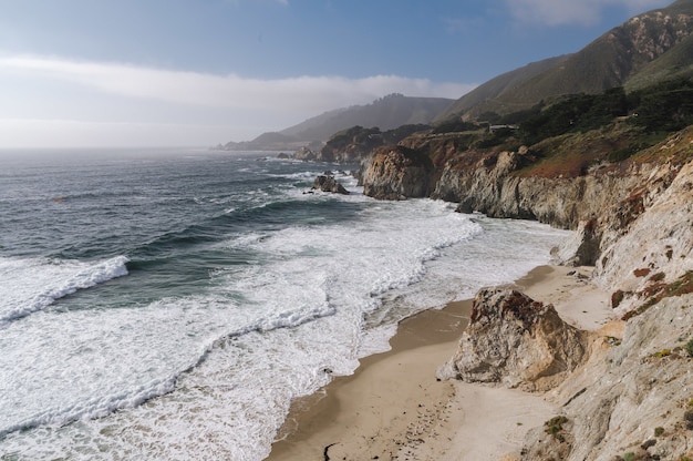 Bella vista del Garrapata State Park negli Stati Uniti