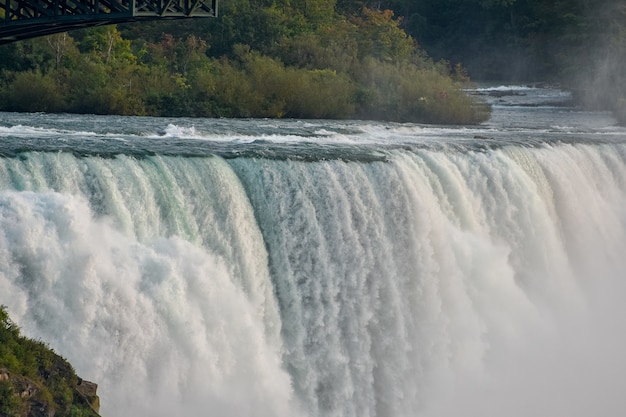 Bella vista delle magnifiche cascate del Niagra catturate in Canada