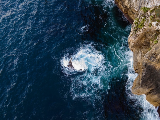 Bella vista sulla spiaggia tranquilla?