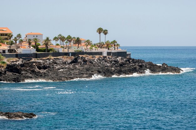 Bellissima città sul mare