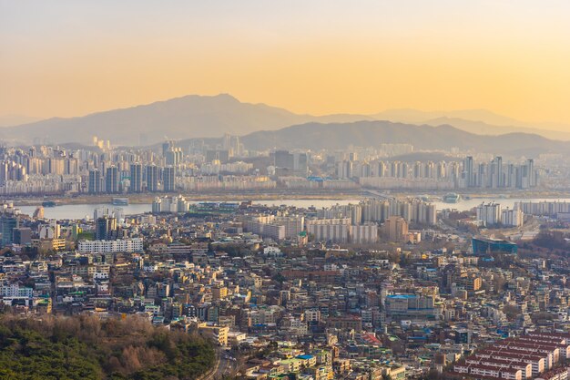 Bellissimo paesaggio e paesaggio urbano della città di Seoul