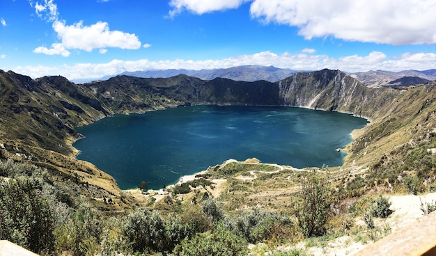 Bellissimo scatto di Laguna Quilotoa, Quinta, Ecuador