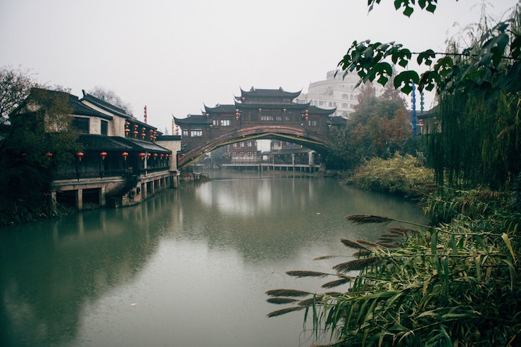 Foto gratuito bellissimo scatto di song dynasty town, xihu, cina