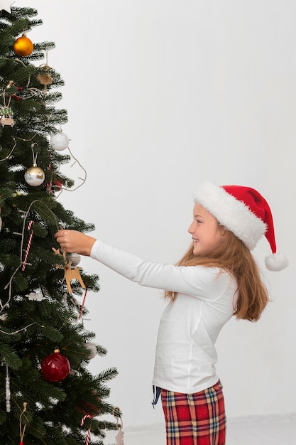 Bello concetto di natale a casa con lo spazio della copia