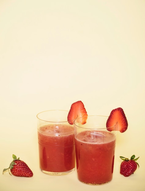 Bevanda rinfrescante con fragola