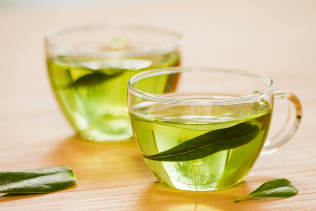 Bicchiere di tè verde