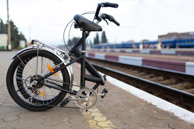 Bicicletta pieghevole facile da usare in città