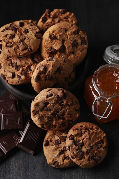 Biscotti al cioccolato con gocce di cioccolato