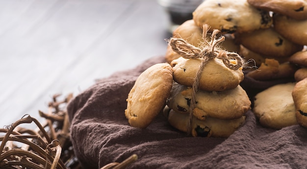 Biscotti al cioccolato deliziosi primo piano