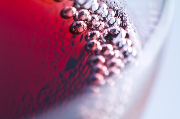 Bolle di vino rosso, close-up shot