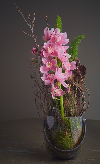 Boquet di orchidea rosa