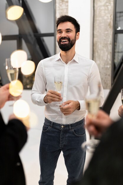 Capodanno trascorso con gli amici e festeggiando