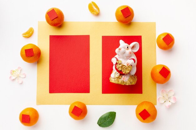 Card mock-up con figurine di ratto capodanno cinese