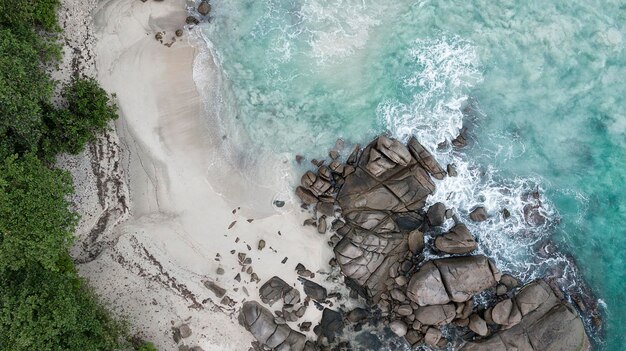 carta da parati con foto aerea dell'oceano indiano