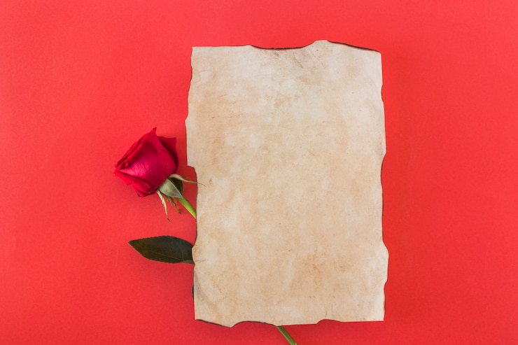 Foto gratuito carta e fiori meravigliosi