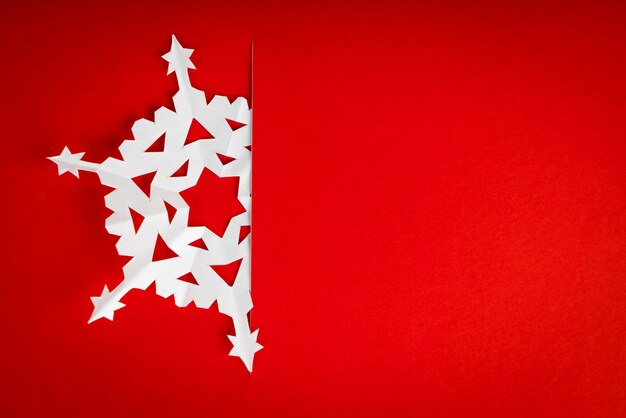 Cartolina di Natale d&#39;epoca con i fiocchi di neve di carta veri