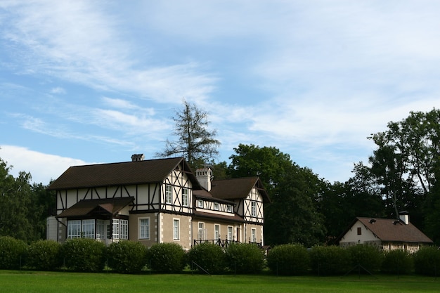 Casa grande e bella nel villaggio