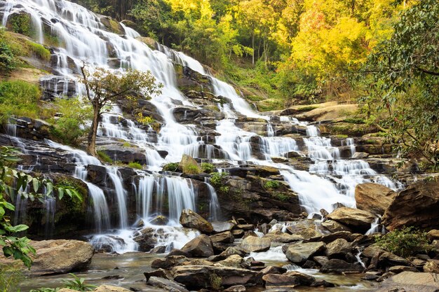 Cascata Mae Ya, Parco Nazionale Doi Inthanon, Chiang Mai, Thailandia