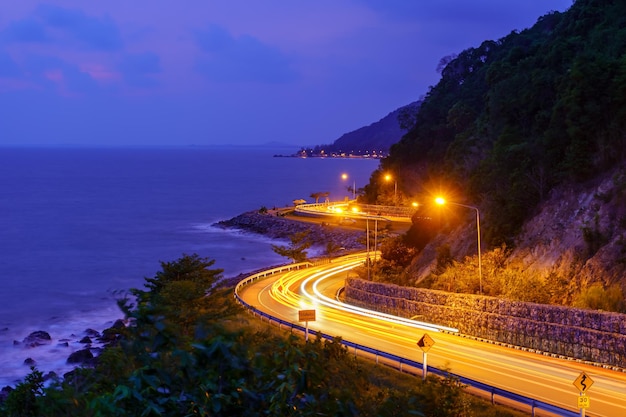 Chalerm Burapha Chonlathit autostrada stradale dal punto di vista Noen Nangphaya a Chanthaburi a est della Thailandia