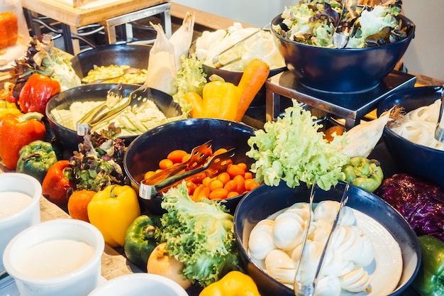 cibo insalata pasto pranzo sano