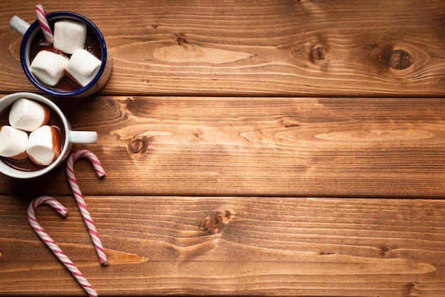 Cioccolata calda vista dall'alto con spazio di copia