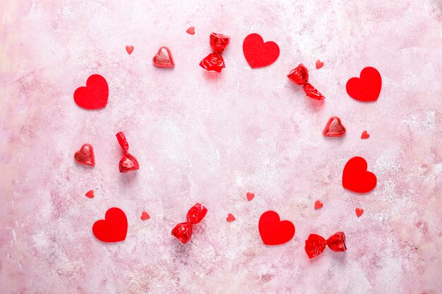 Cioccolatini a forma di cuore di San Valentino, decorazioni.