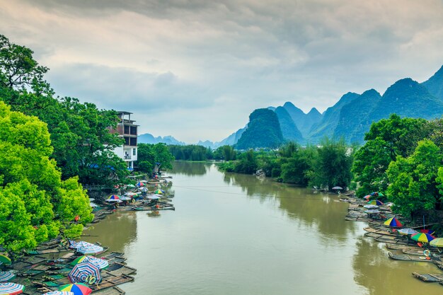 Città li foresta nove cinese