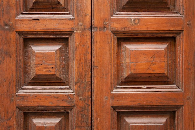 Close-up della porta di legno antico