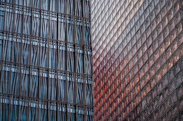 Close-up moderni edifici per uffici in città