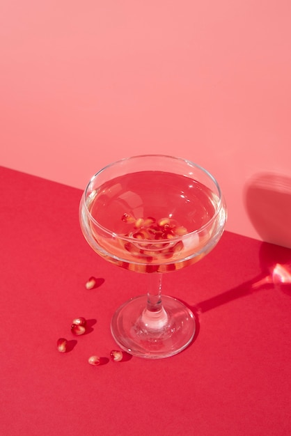Close up su cibi cocktail in bicchiere alto